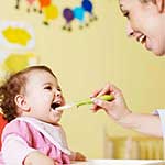 100 pics Parenting answers Spoon Feeding