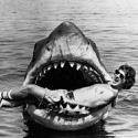 100 pics Movie Sets answers Jaws