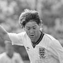 100 pics Soccer Test answers Chris Waddle