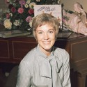 100 pics Icons answers Julie Andrews